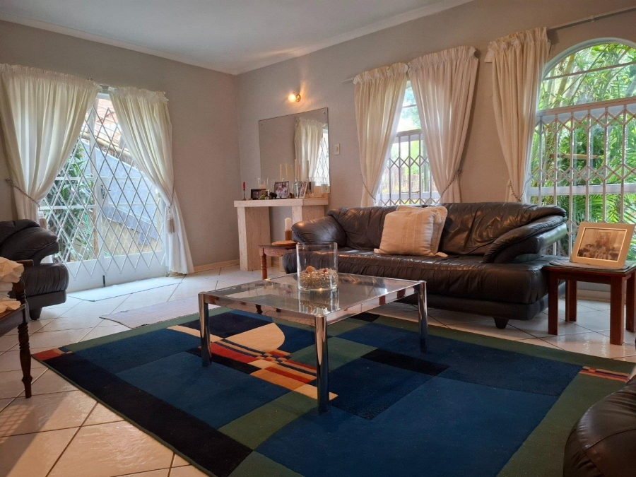 4 Bedroom Property for Sale in Wavecrest Eastern Cape